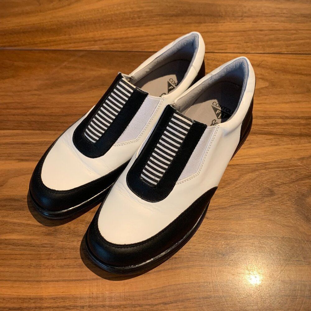 Sandbaggers golf shoe, soft cleat, Sz 6, EUC, classic black white, slip on